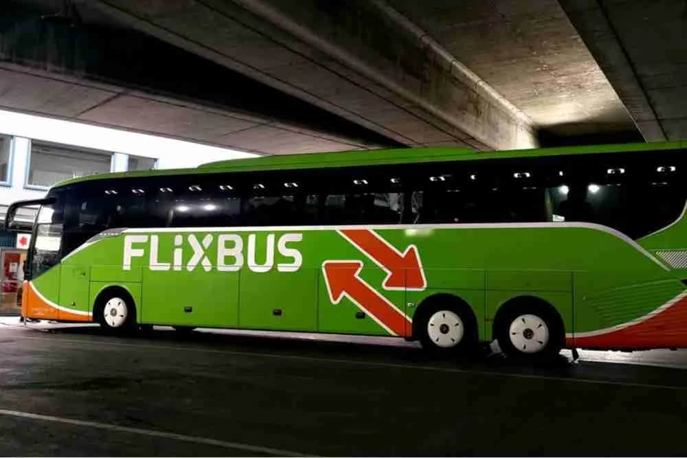 FlixBus Wiedeń: Gdzie wysiąść? VIB Erdberg, Hauptbahnhof i metro